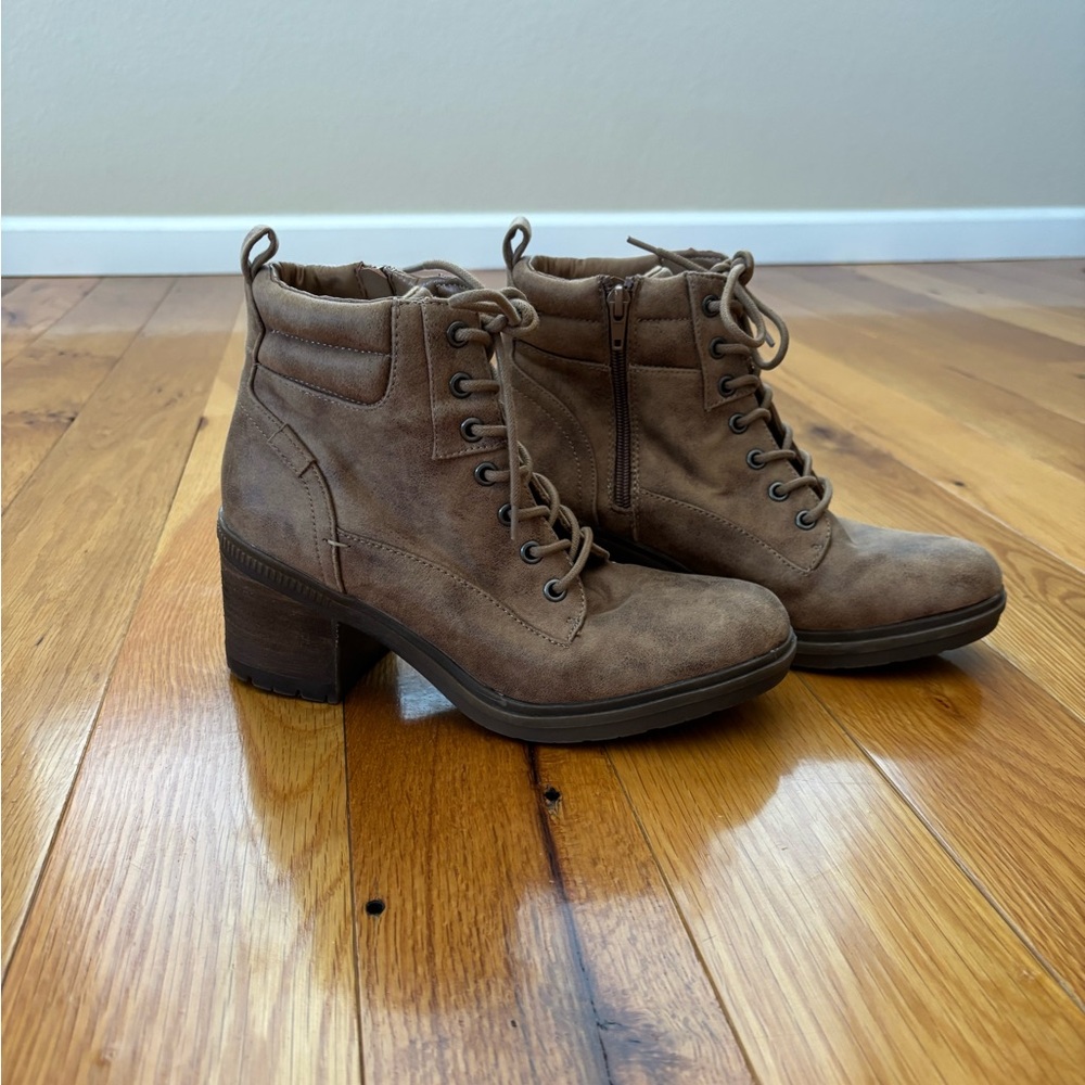 Brown Boots Size 9